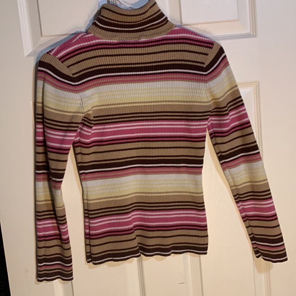 Basic Editions Size Small Turttle Neck - Picture 8 of 8
